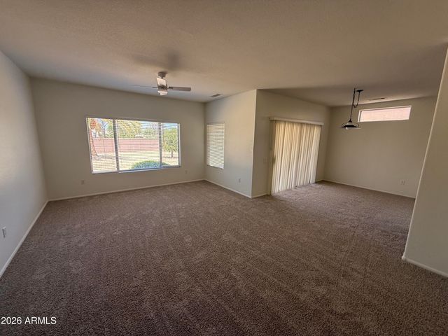 15616 W AZALEA Lane, Surprise, AZ 85374