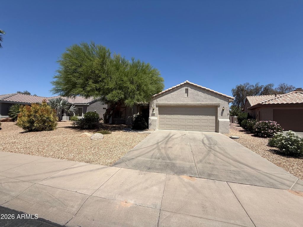 15616 W AZALEA Lane, Surprise, AZ 85374