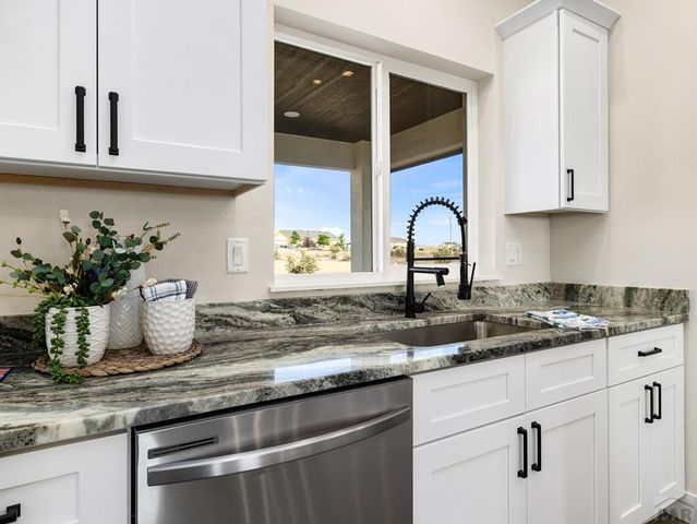 1239 N Rising Sun Place, Pueblo West, CO 81007