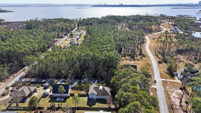 15020 Thelma Street, Biloxi, MS 39532