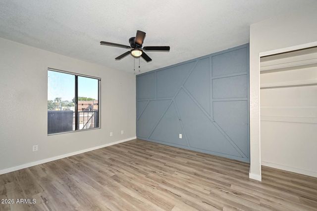 5757 W EUGIE Avenue 2013, Glendale, AZ 85304