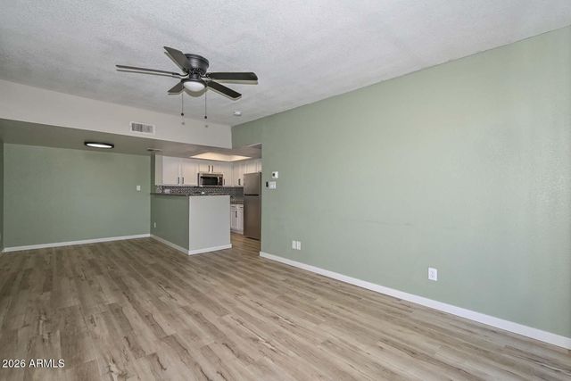 5757 W EUGIE Avenue 2013, Glendale, AZ 85304