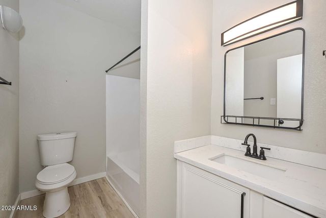 5757 W EUGIE Avenue 2013, Glendale, AZ 85304