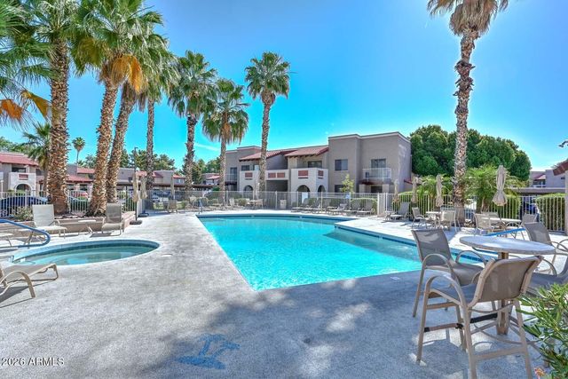 5757 W EUGIE Avenue 2013, Glendale, AZ 85304