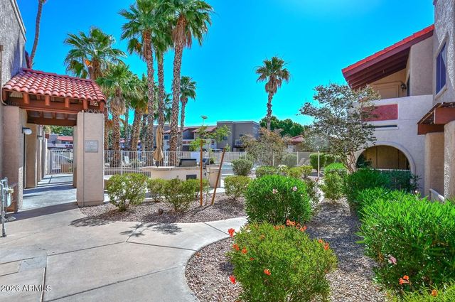 5757 W EUGIE Avenue 2013, Glendale, AZ 85304