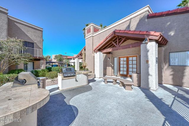 5757 W EUGIE Avenue 2013, Glendale, AZ 85304