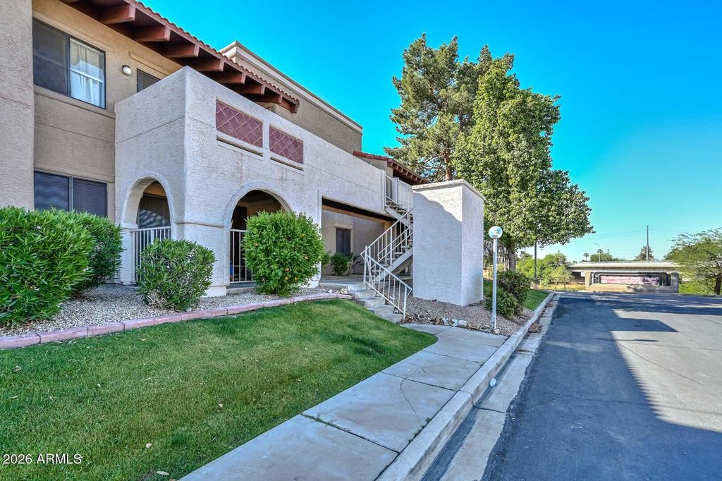 5757 W EUGIE Avenue 2013, Glendale, AZ 85304