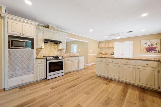 5254 State Highway 146 S, Livingston, TX 77351