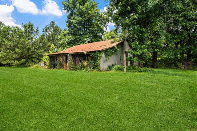5254 State Highway 146 S, Livingston, TX 77351