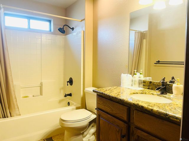 30315 Mountain View Ave, Wellton, AZ 85356