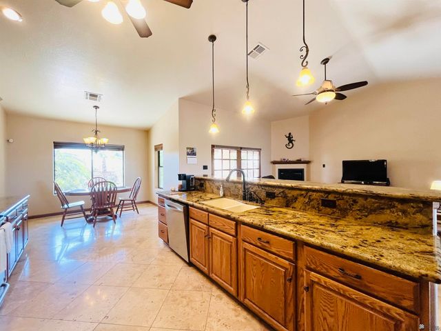 30315 Mountain View Ave, Wellton, AZ 85356