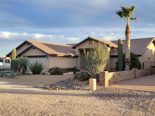 30315 Mountain View Ave, Wellton, AZ 85356