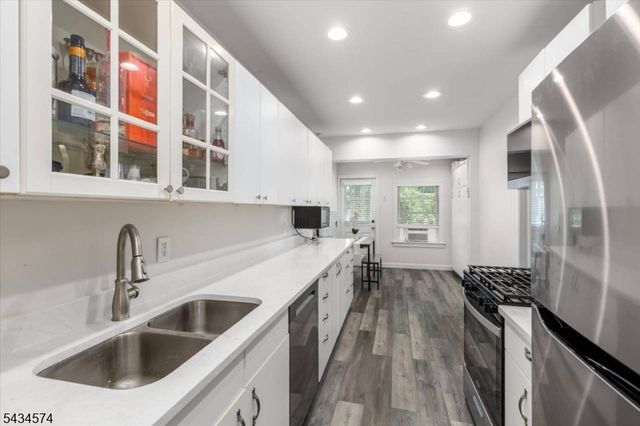 478 Brook Ave, Passaic City, NJ 07055