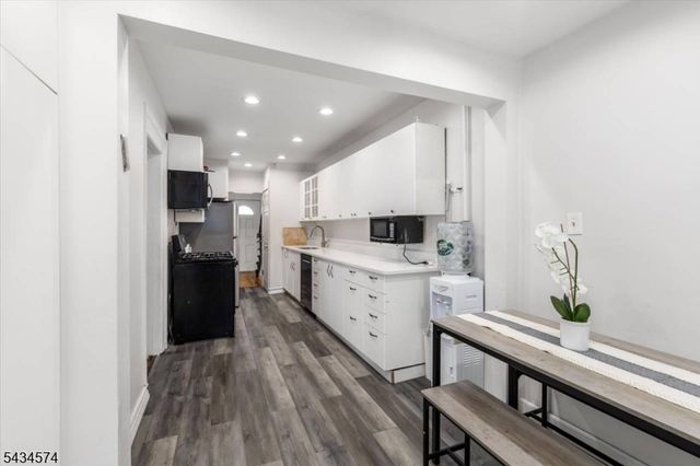 478 Brook Ave, Passaic City, NJ 07055