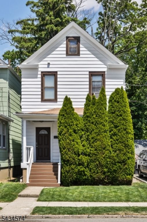 478 Brook Ave, Passaic City, NJ 07055