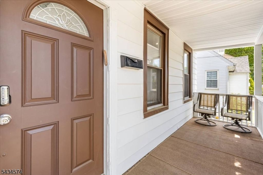 478 Brook Ave, Passaic City, NJ 07055 — photo 2