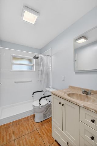 2667 Dudley Drive B, West Palm Beach, FL 33415