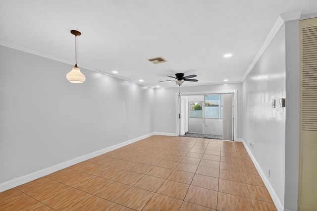 2667 Dudley Drive B, West Palm Beach, FL 33415