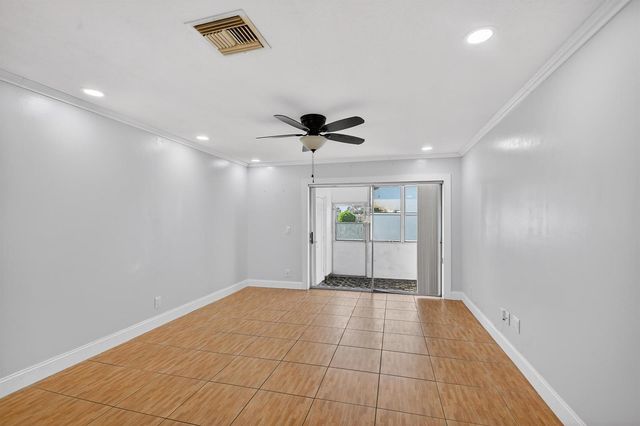 2667 Dudley Drive B, West Palm Beach, FL 33415