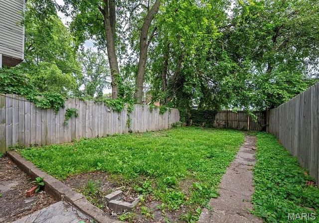 3419 Indiana Avenue, St Louis, MO 63118
