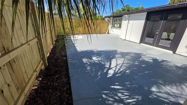 3167 IRVING STREET, Sarasota, FL 34237