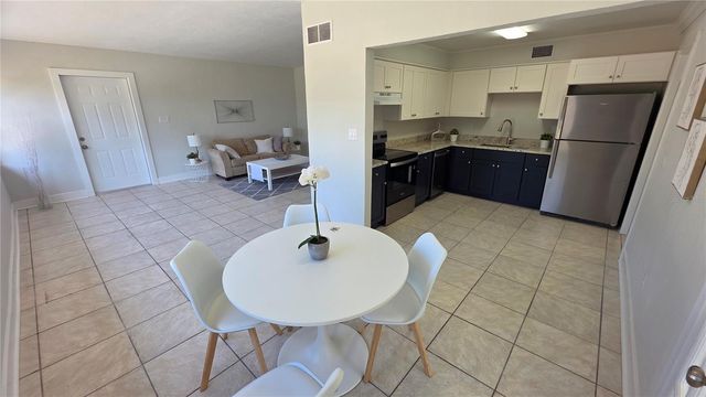 3167 IRVING STREET, Sarasota, FL 34237