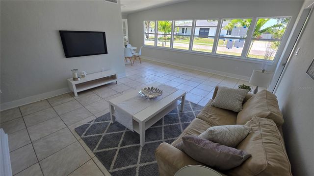 3167 IRVING STREET, Sarasota, FL 34237