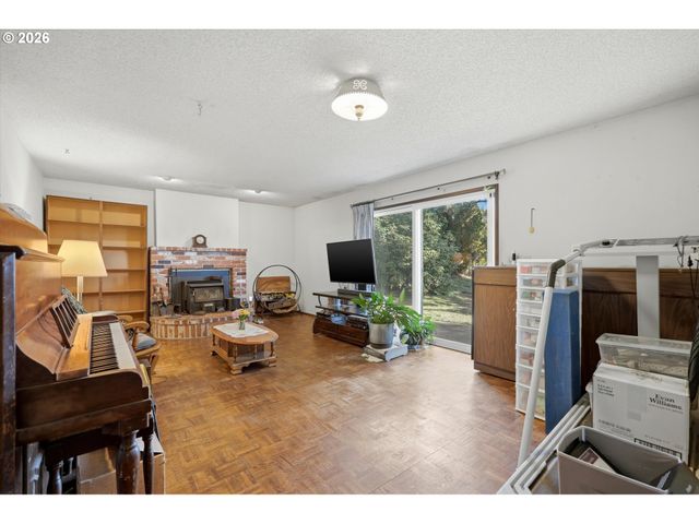 22860 Sw NEWLAND Rd, Wilsonville, OR 97070