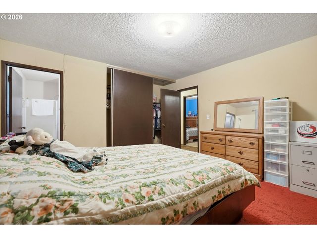 22860 Sw NEWLAND Rd, Wilsonville, OR 97070