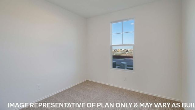 207 A HARRISON XING, Uhland, TX 78640