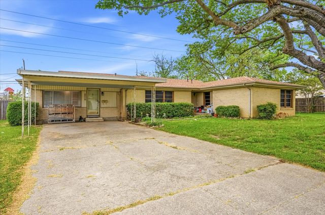 4212 Ken Michael Court, North Richland Hills, TX 76180