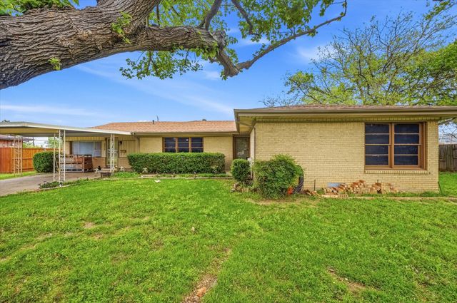 4212 Ken Michael Court, North Richland Hills, TX 76180