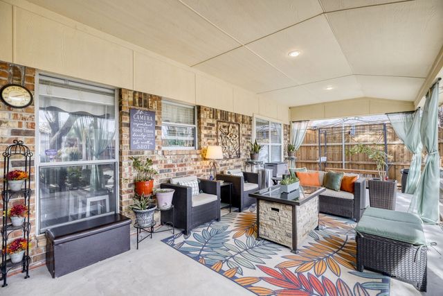 2600 Primrose Lane, Rowlett, TX 75089