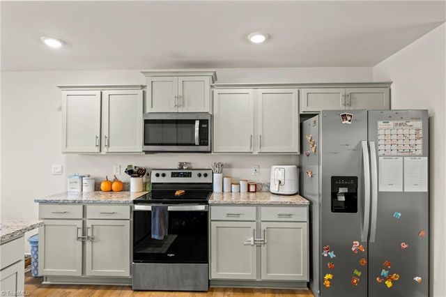 224 Squire Avenue, Lexington, NC 27295