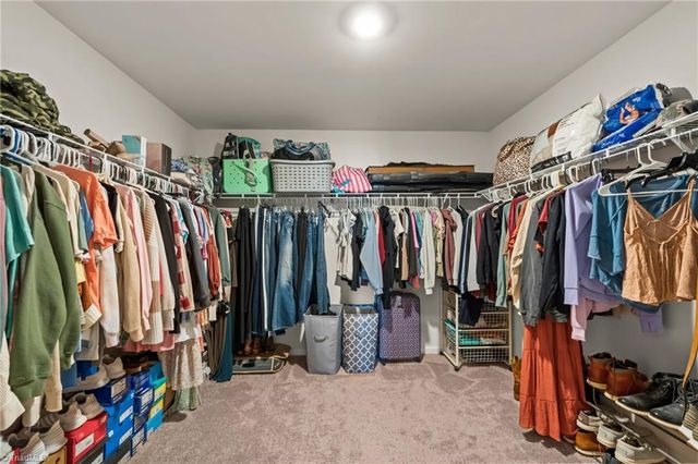 224 Squire Avenue, Lexington, NC 27295