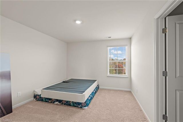 224 Squire Avenue, Lexington, NC 27295