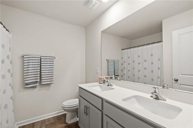 224 Squire Avenue, Lexington, NC 27295