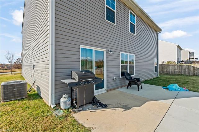 224 Squire Avenue, Lexington, NC 27295