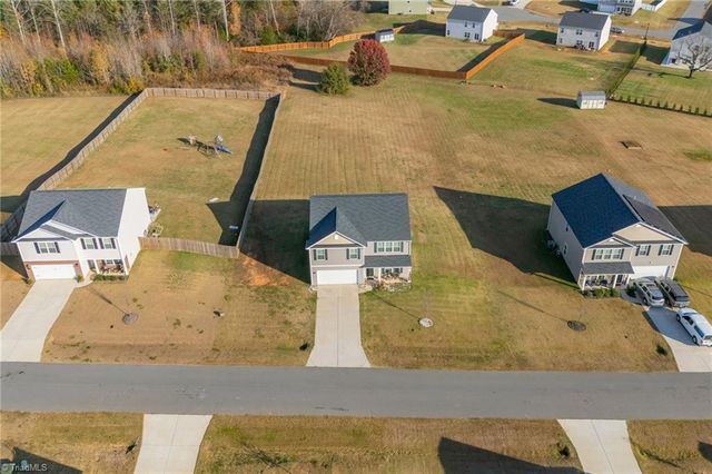 224 Squire Avenue, Lexington, NC 27295