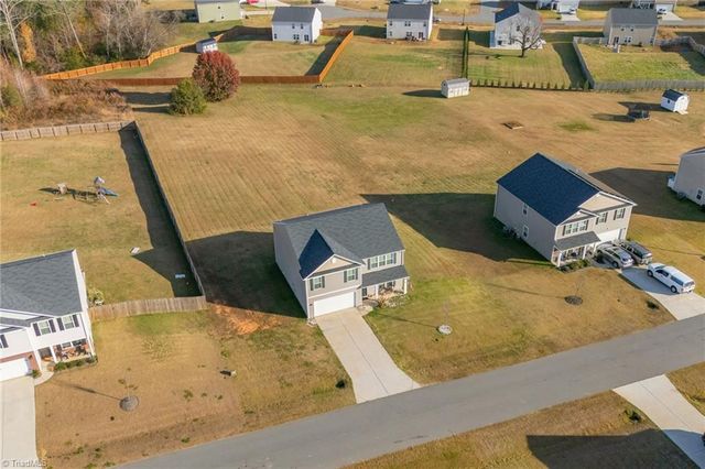 224 Squire Avenue, Lexington, NC 27295