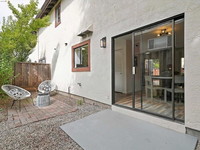 20223 Santa Maria Ave, Castro Valley, CA 94546