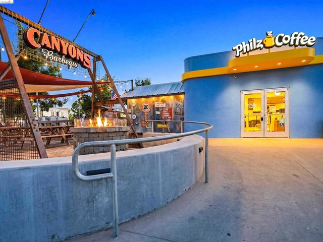 20223 Santa Maria Ave, Castro Valley, CA 94546