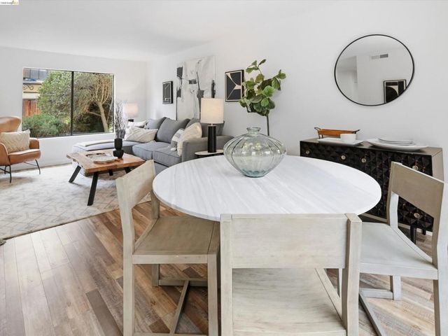 20223 Santa Maria Ave, Castro Valley, CA 94546