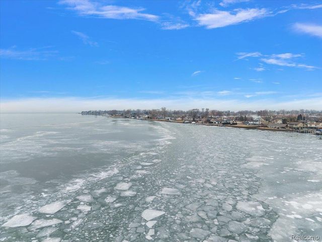 39621 Detroit Street, Harrison Charter Township, MI 48045