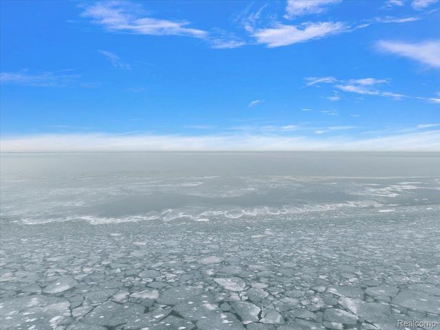 39621 Detroit Street, Harrison Charter Township, MI 48045