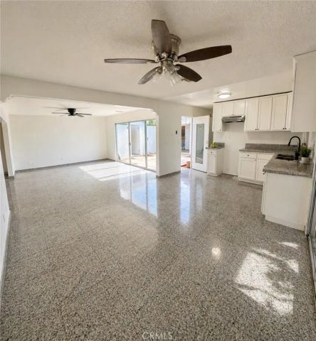 17301 Palm, Riverside, CA 92503