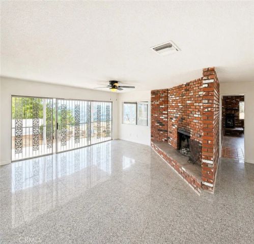 17301 Palm, Riverside, CA 92503