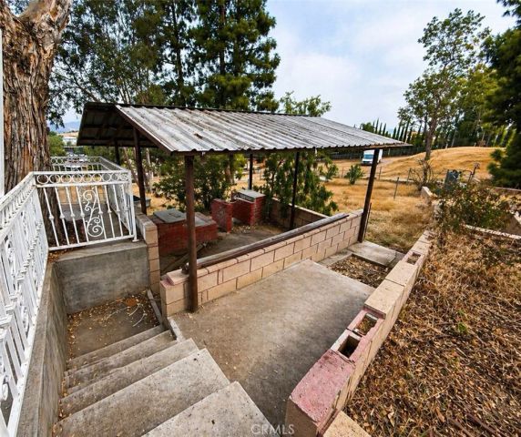 17301 Palm, Riverside, CA 92503