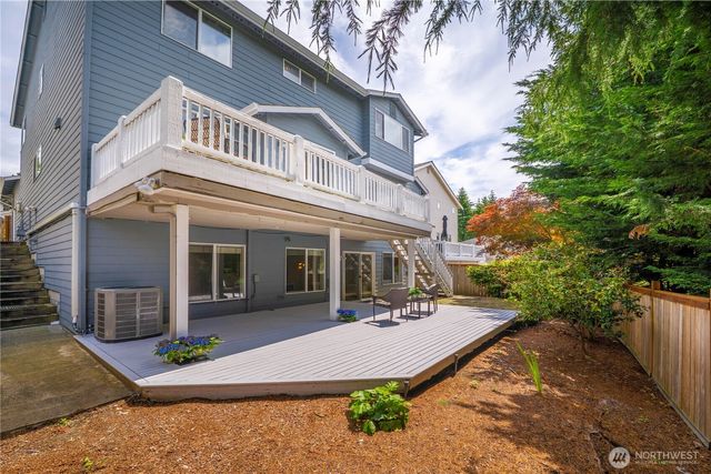 11433 80 Avenue NE, Kirkland, WA 98034