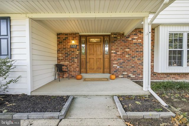 812 HILLTOP ROAD, Newark, DE 19711